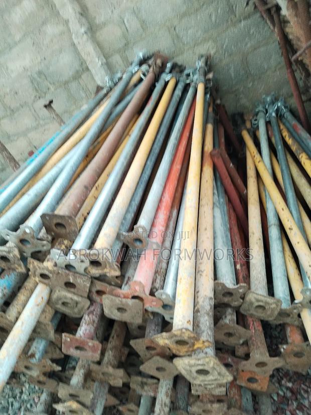Metal Pipes/Acrojacks/Props/Jacks photo 6