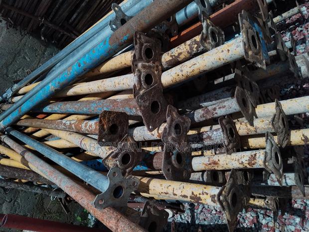 Metal Pipes/Acrojacks/Props/Jacks photo 8