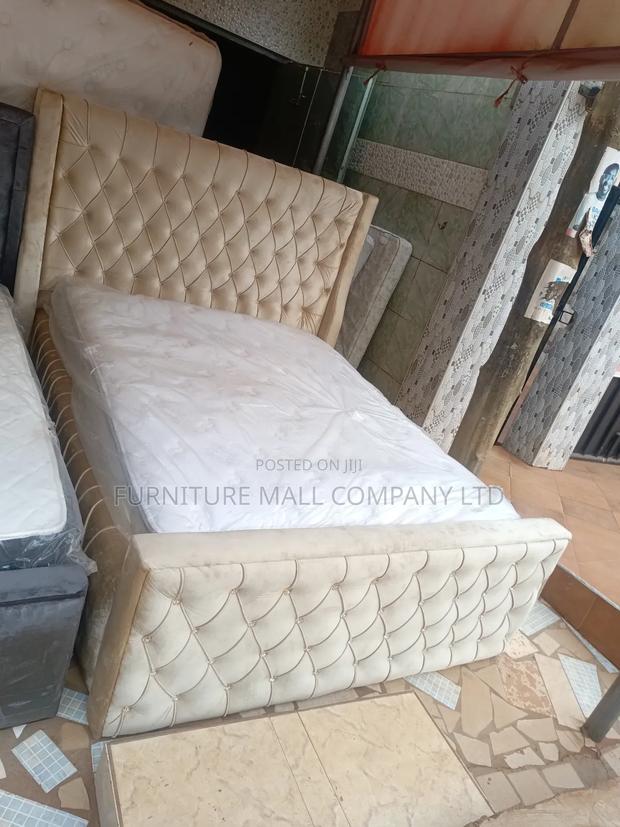 Cream Colored 80/60 Mattress With Frame . Free Delivery · Photo 2