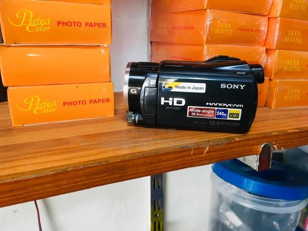Sony HDR-XR550: Capture Memories in Stunning 1080p · Photo 2
