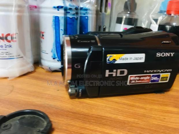 Black Sony HDR-XR550/240GB With Full HD 1080P Video Camera · Photo 2