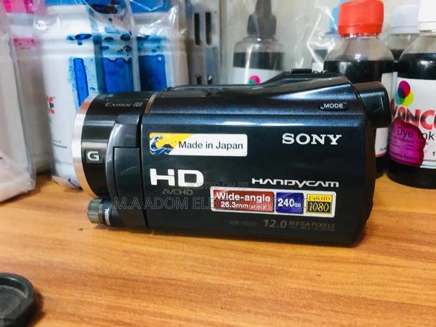 Sony HDR-XR550: Capture Life's Moments in Stunning 1080p HD · Photo 2