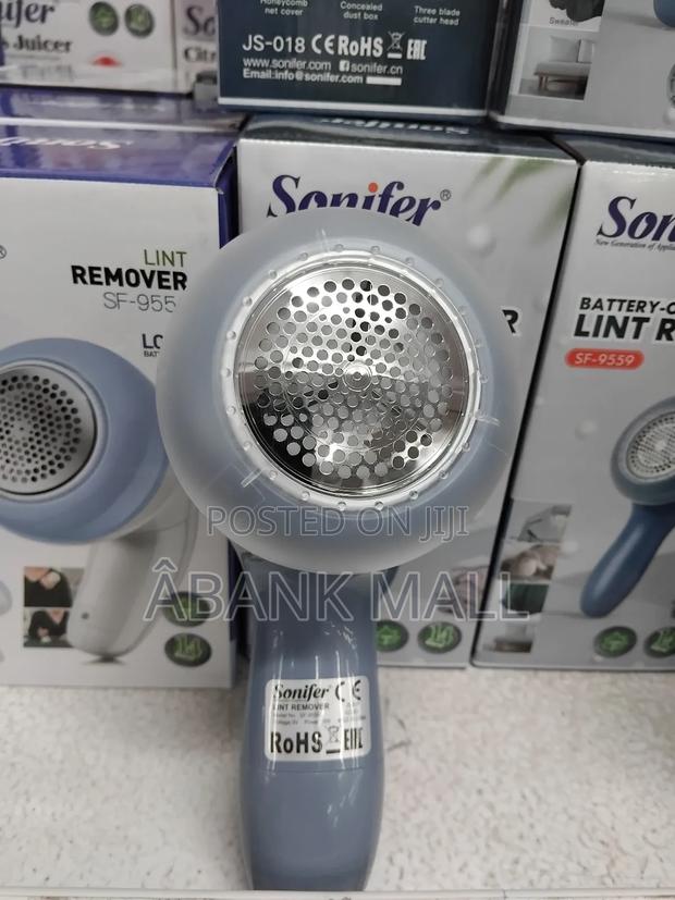 Lint Remover · Photo 4