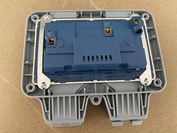 Weatherproof Outdoor Socket photo 7