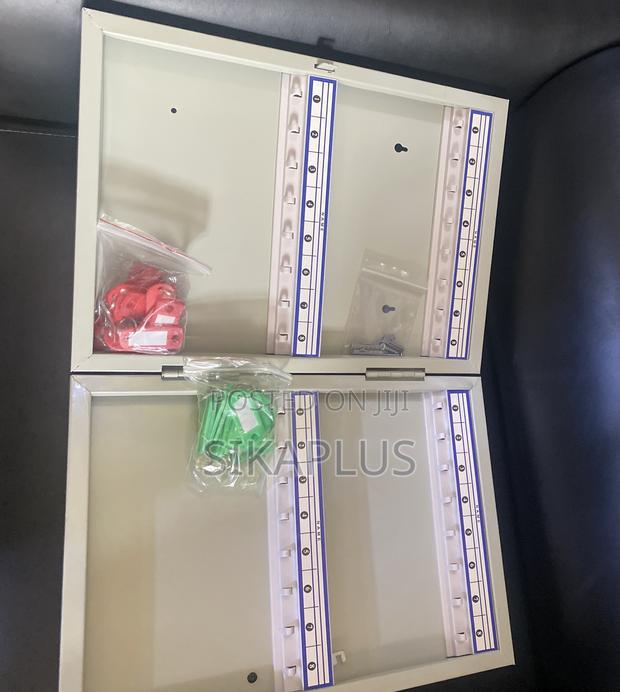 Key Cabinet · Photo 3