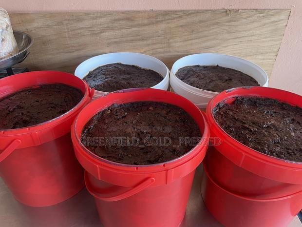 Skin Brightening Black Soap 10kg · Photo 4