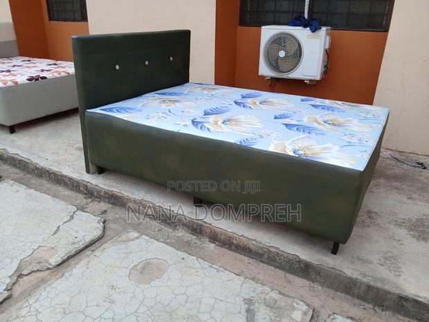 Navy Green Inbuilt Bed photo 2