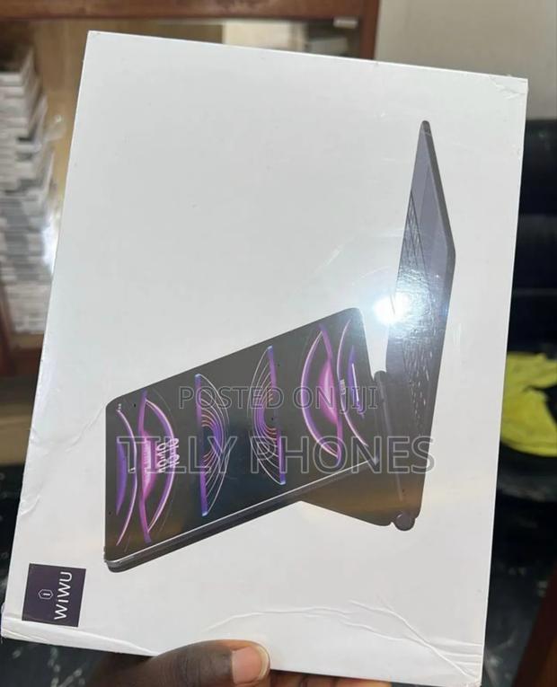 iPad 10th Gen Smart Case · Photo 3