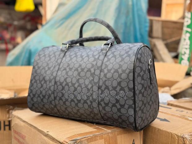 Quality Leather Traveling Handbags · Photo 3