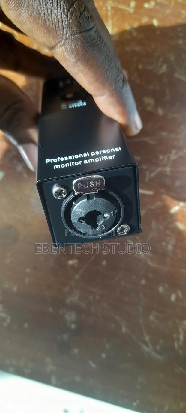 P2 in Ear Monitor Amplifier photo 2