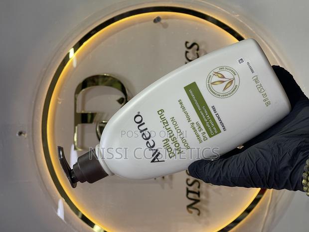 Aveeno Daily Moisturizing Lotion · Photo 2