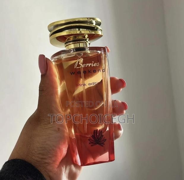 Berries Weekend Pink Edition Perfume · Photo 4