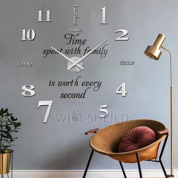 3d Clock + Inside Design Largest Diameter 100-120 Cm(47inch) · Photo 2