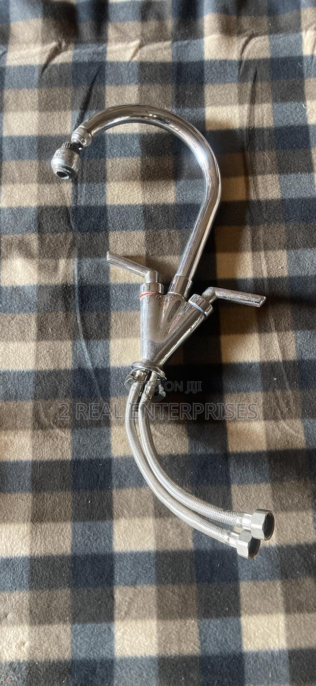 Kitchen Hot and Cold Tap Faucet ( UK Used ) · Photo 3