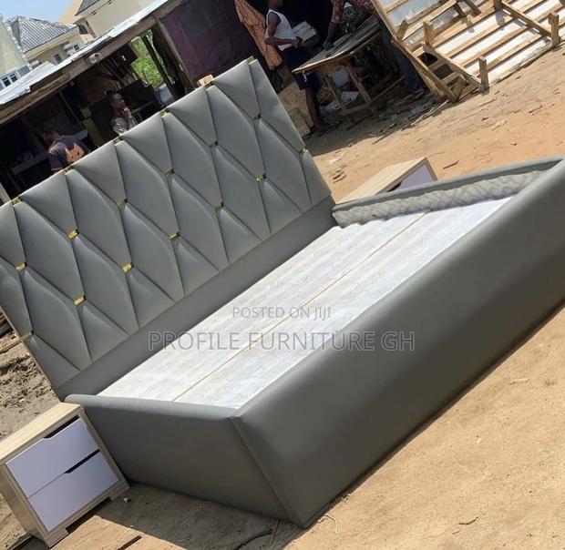 Yeet Design Queen Bedframe With Drawers · Photo 2