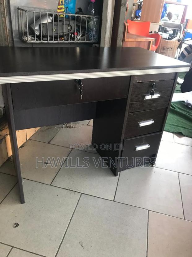 Office Wooden Table · Photo 2