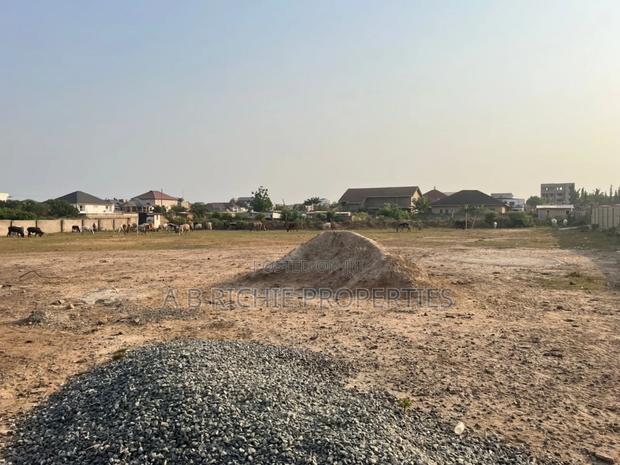 12 Plot of Land for Sale at Adjiringanor Ability Square · Photo 2