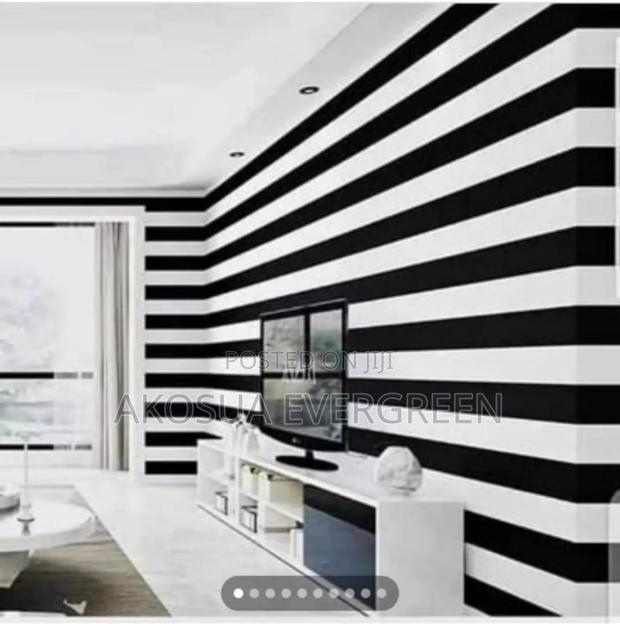 Black and White Wallpapers Available