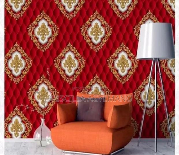 Nice Red and Gold Wallpaper