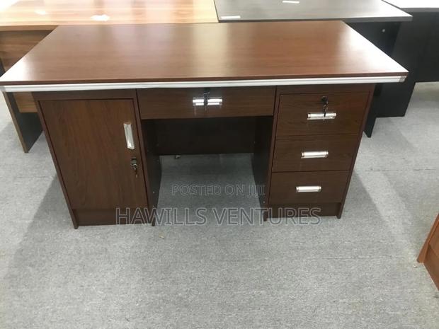 Supervisors Table · Photo 2