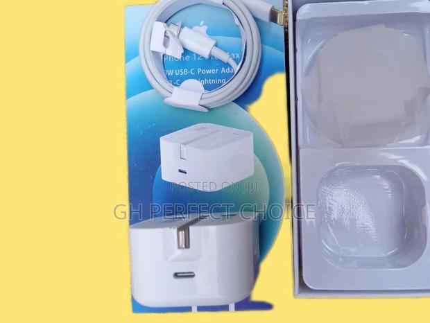 Botantim Type C Charger iPhone · Photo 1