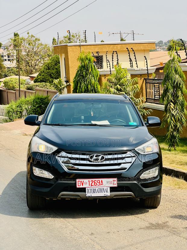 Hyundai Santa Fe Limited 4dr SUV (3.3L 6cyl 6A) 2014 Black · Photo 1
