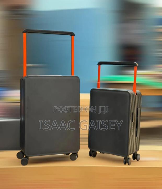 2 in 1 Zipless Luxury Anticrake Luggages · Photo 1