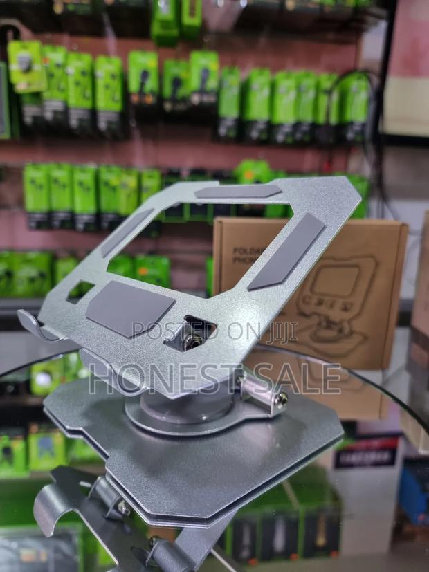 360 Rotating Tablet Stand · Photo 3