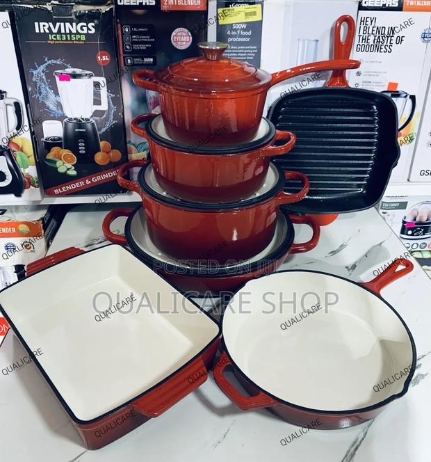 Cast Iron Cookware - Set of 11 · Photo 3