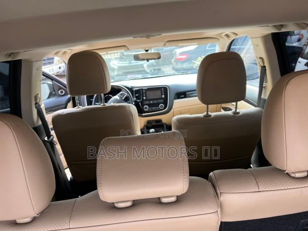 Mitsubishi Outlander 2018 Black