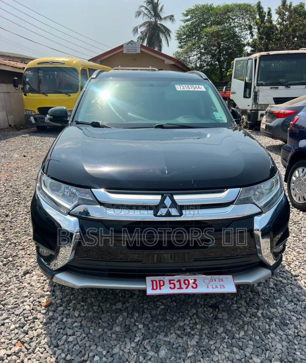 Mitsubishi Outlander 2018 Black