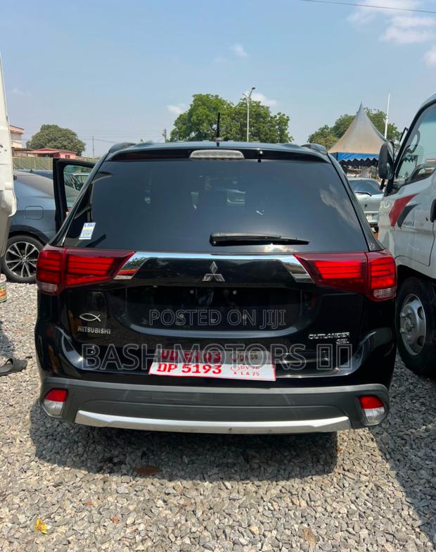 Mitsubishi Outlander 2018 Black