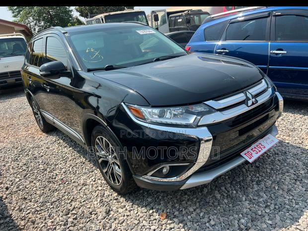 Mitsubishi Outlander 2018 Black