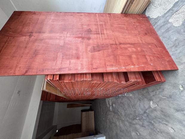 Premium Red Marine Plywood 18 ( Techiman) · Photo 2