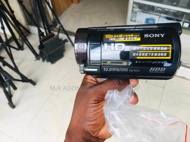 Sony HDR-XR500E: Your HD Storytelling Companion · Photo 2