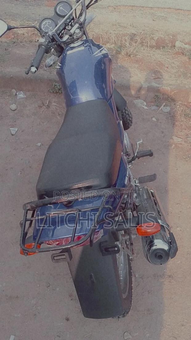 New Yamaha 2020 Blue · Photo 4
