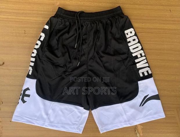 Nike Basketball Pant. · Photo 4