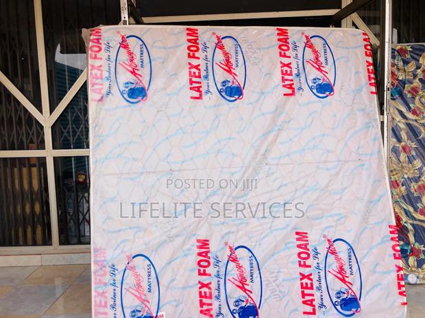 10" Spring Mattress Queen Size/Latex Foam