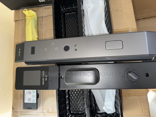 Smart Lock With Facial Recognition photo 4