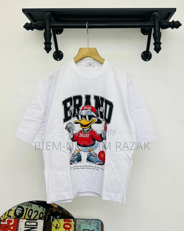 Crop Designer Tshirts Available in Stock · Photo 4