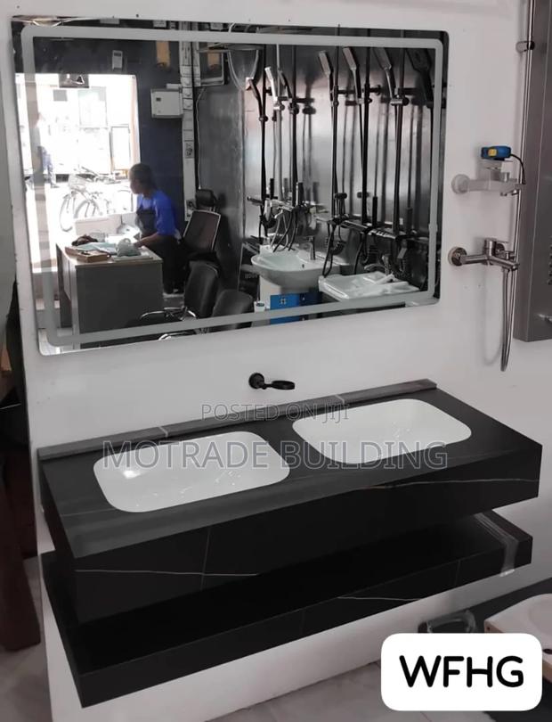 Black Double Cabinet Basin With Led Light And Tap · Photo 2