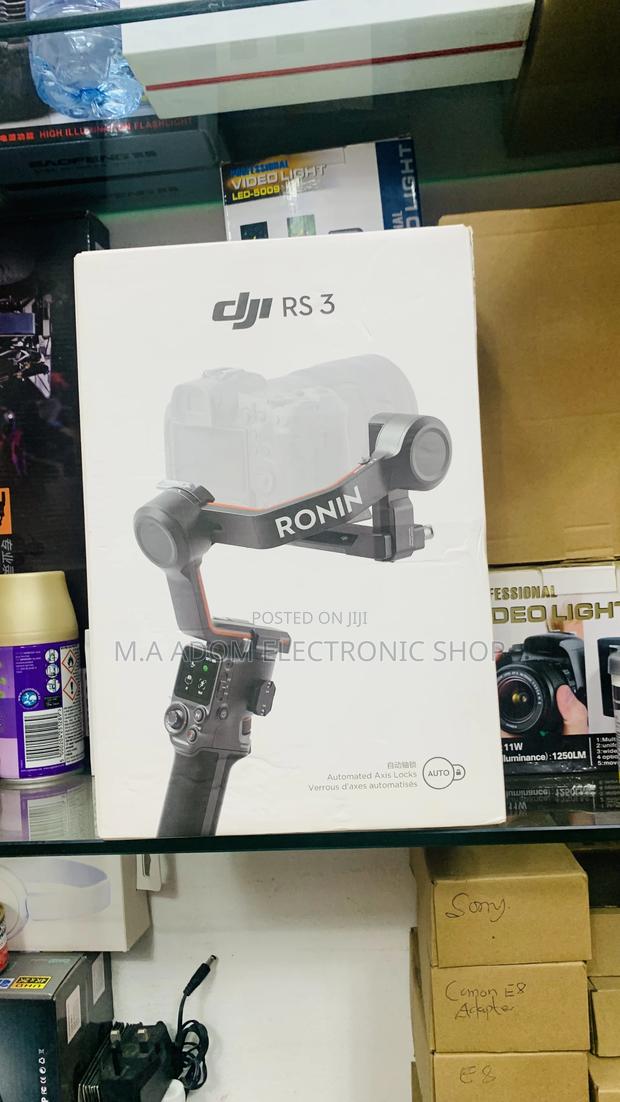 Dji RS3 Hand Held Gimbal · Photo 4