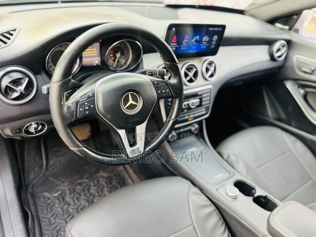 Mercedes-Benz CLA-Class 2014 Silver photo 2