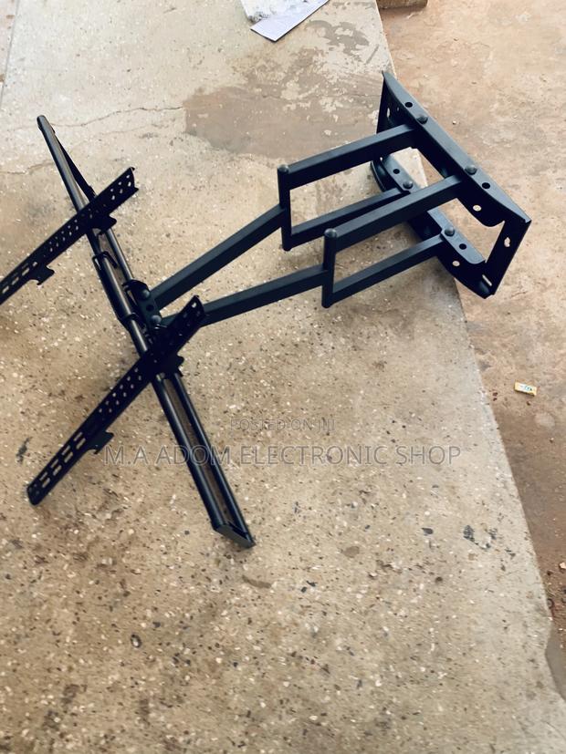 Heavy Duty Adjustable Wall Mount for 50”-120” · Photo 4