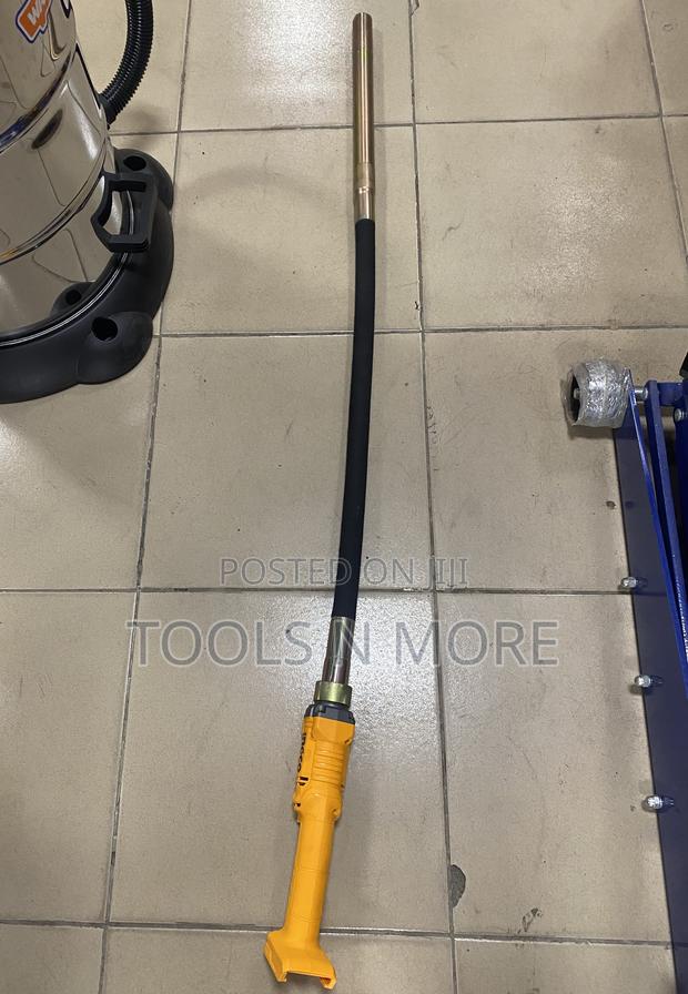 Ingco Cordless Concrete Vibrator 20v · Photo 4