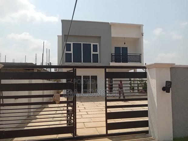 4bdrm House in Amrahia, Adenta for sale · Photo 1