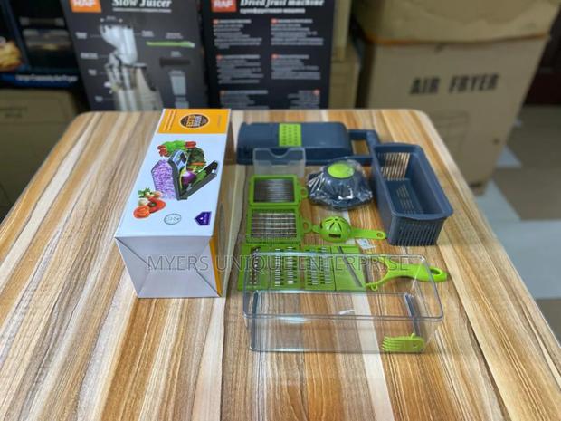 16pcs Neatly Sealed Vegetable Chopper · Photo 2