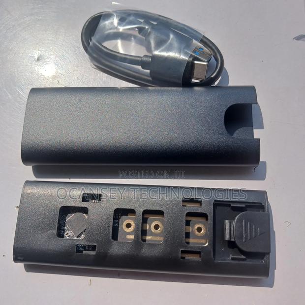 Original USB 3.2 Gen 2 to M.2 NGFF Nvme 2 in 1 SSD Case photo 3