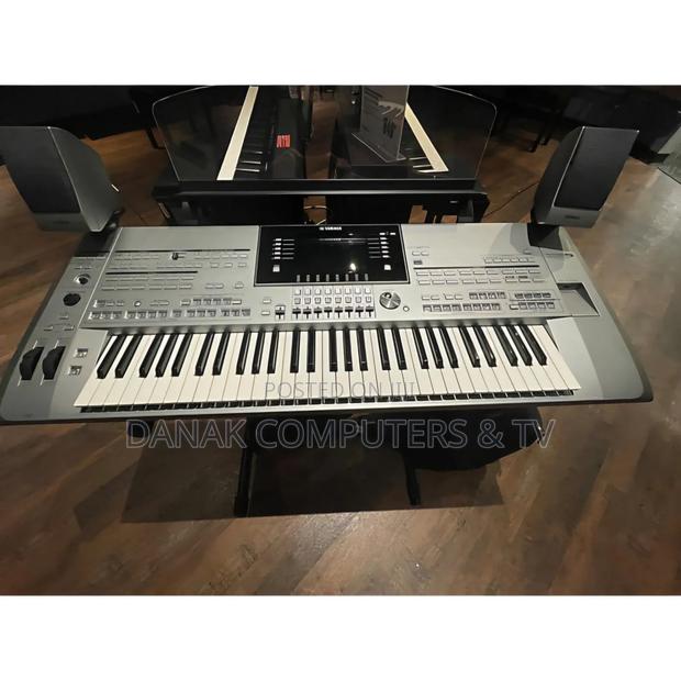 Yamaha Tyros 2 Keyboard · Photo 4