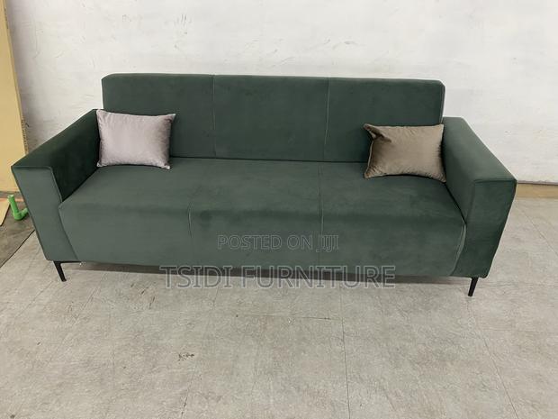 Quality 3in1 Sofa With Pillows · Photo 4